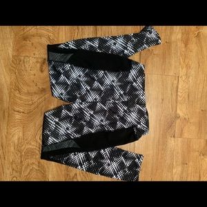 women’s workout leggings